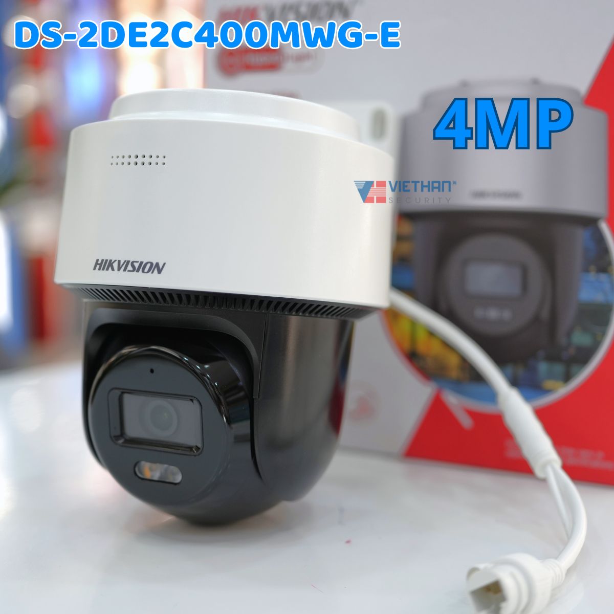 Camera IP Smart Hybrid light 4MP Hikvision DS-2DE2C400MWG-E hồng ngoại 30m, tích hợp mic và loa